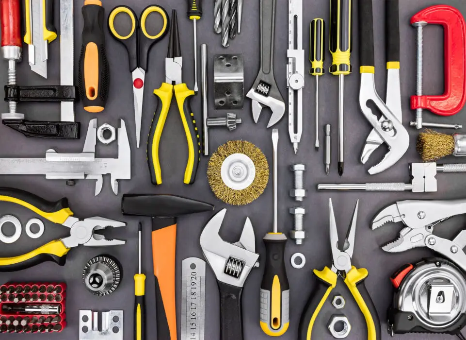Herramientas manuales, herramientas eléctricas 